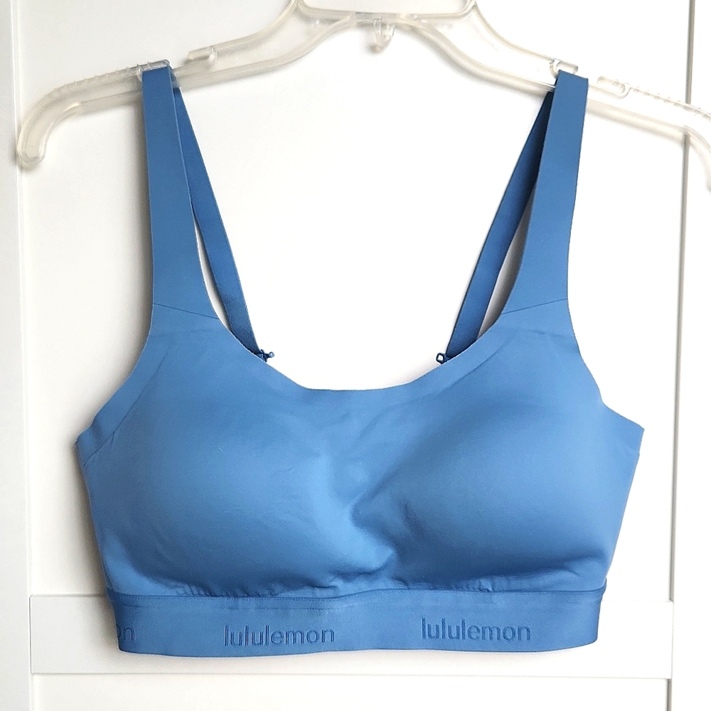 Lululemon Blue Size 32D Adjustable Bra